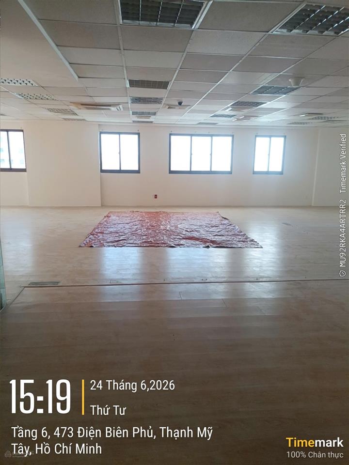 Cho thuê văn phòng 150m2 tòa nhà 194 golden building 473 điện biên phủ, giá tốt