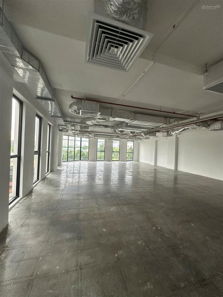 Cho thuê văn phòng 200m2 tòa nhà m.a.c.h ung văn khiêm, giá tốt