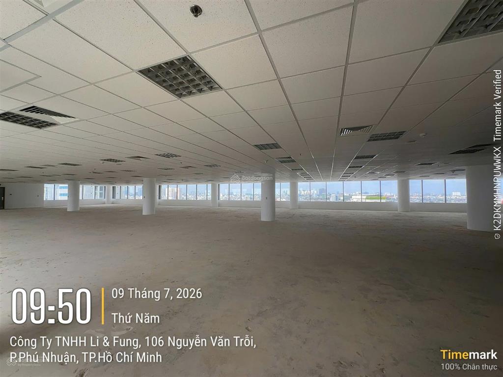 Cho thuê mặt bằng văn phòng 200m2 tòa nhà centre point tower quận phú nhuận giá cực tốt