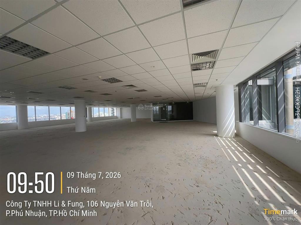 Cho thuê mặt bằng văn phòng 200m2 tòa nhà centre point tower quận phú nhuận giá cực tốt