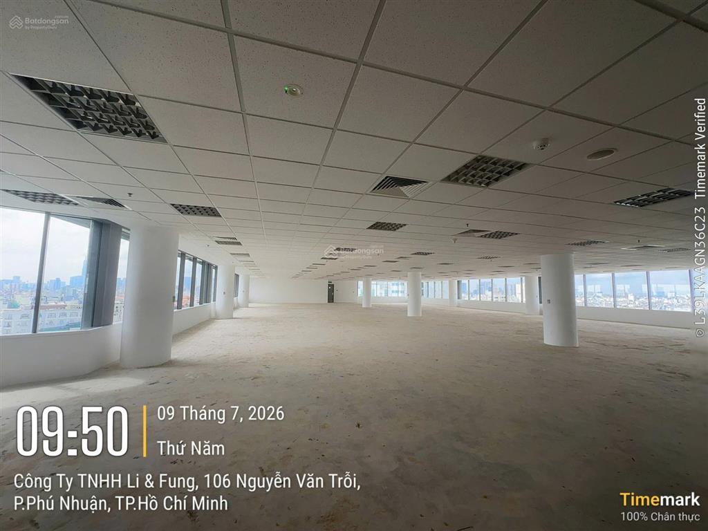 Cho thuê mặt bằng văn phòng 200m2 tòa nhà centre point tower quận phú nhuận giá cực tốt