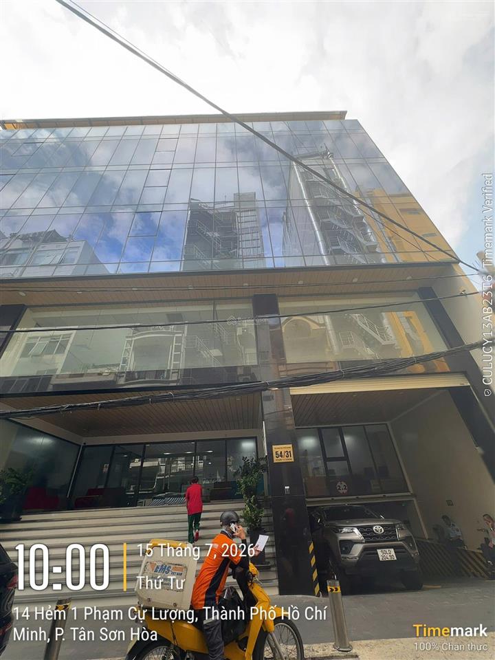 Cho thuê mb văn phòng 100m2 tòa mộc gia building phổ quang, tân bình giá tốt