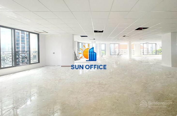 12/08/2026 văn phòng cho thuê quận tân bình cũ 250m2 giá (220 nghìn/m2) giảm đến 30%