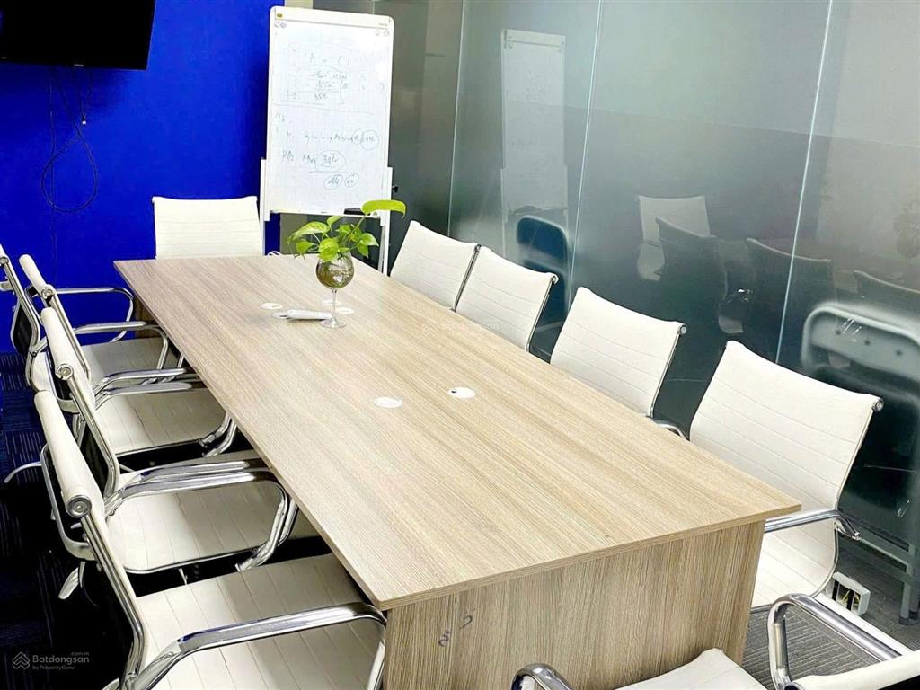 Cho thuê mb văn phòng 120m2 quận tân bình giá siêu tốt