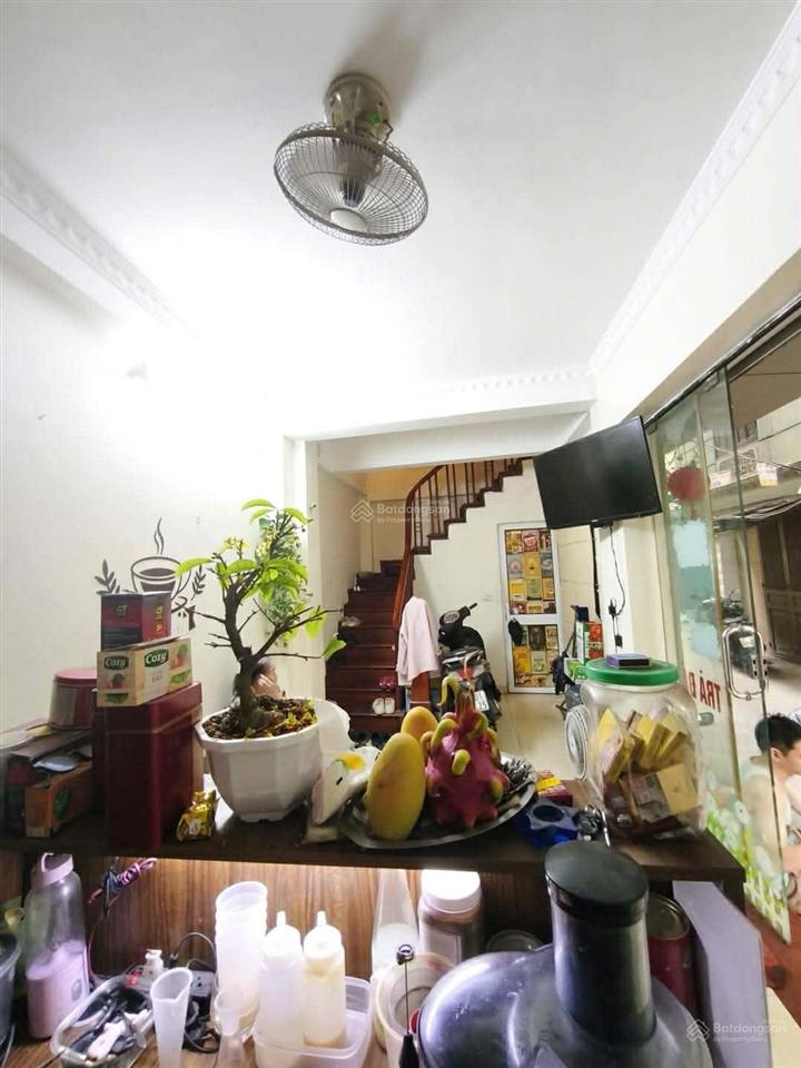 Vị trí vàng trần khát chânvài bước ra phốtiện ích ngập tràn