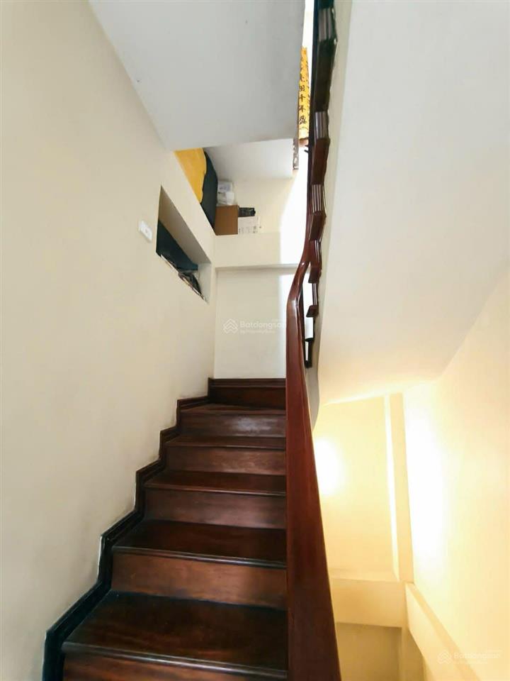 Vị trí vàng trần khát chânvài bước ra phốtiện ích ngập tràn