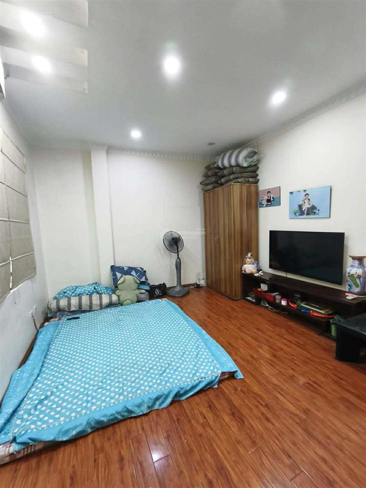 Vị trí vàng trần khát chânvài bước ra phốtiện ích ngập tràn