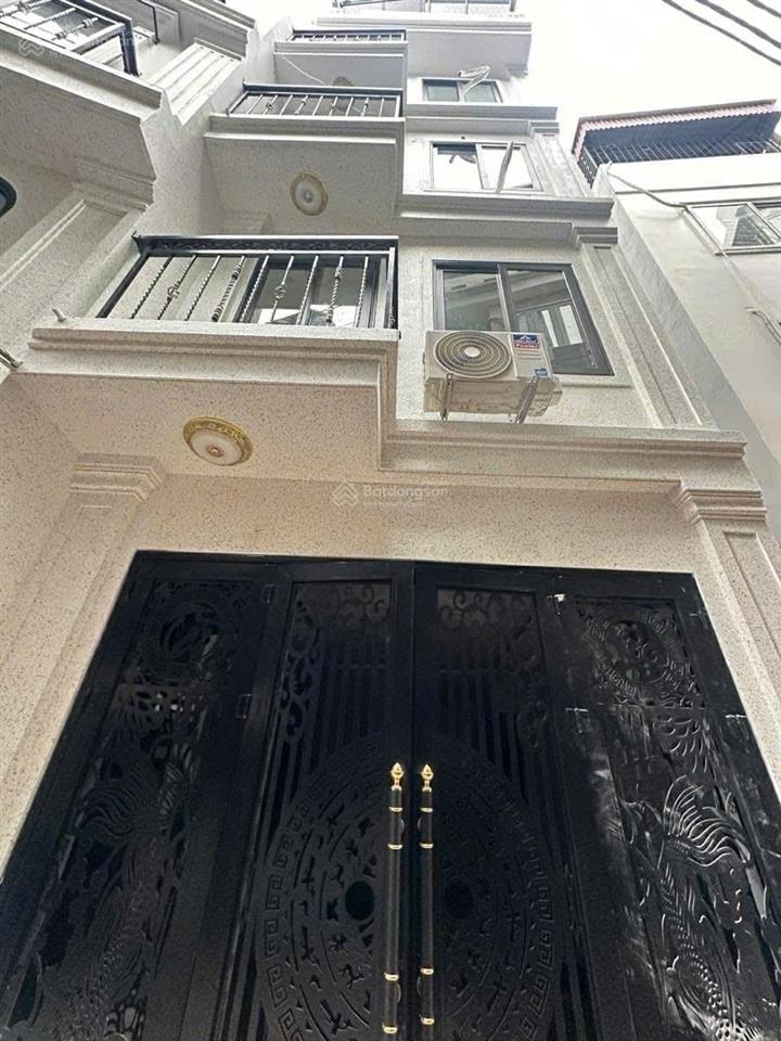 Vị trí vàng đinh công thượng  ngõ rộng gần chợ thông sang vũ tông phanở cực sướng