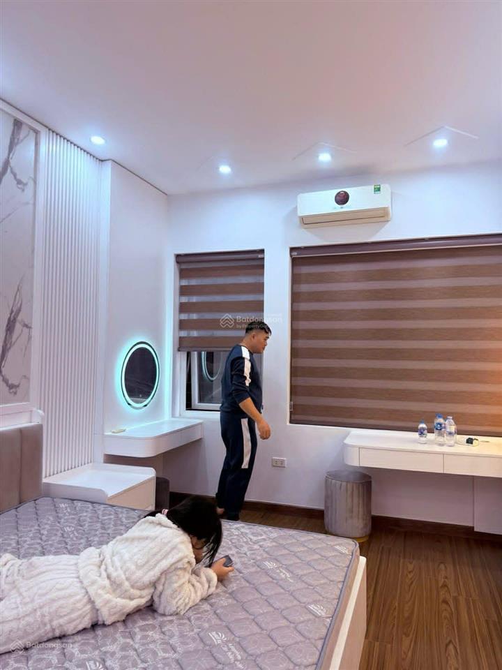 Bán nhà quan hoa cầu giấy trung tâm phố víp vừa ở vừa kinh doanh sổ đẹp