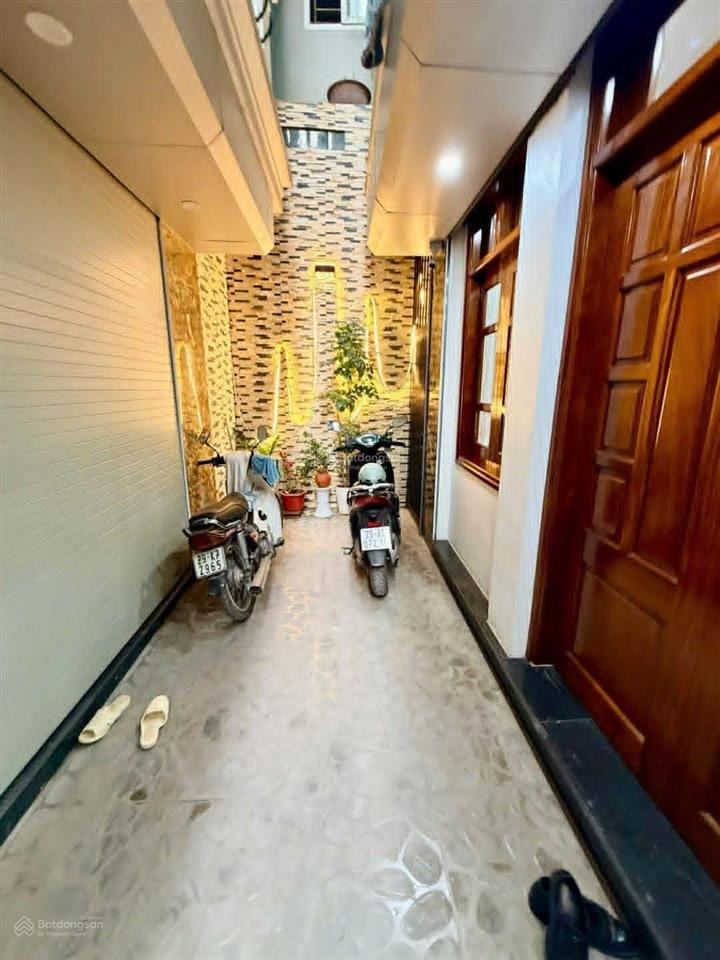 Trung tâm ba đình  phan kế bính 5 tầng hiện đại, mặt tiền rộng đón tài lộc, nhỉnh 10 tỷ