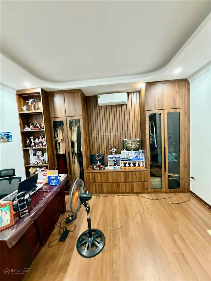 Trung tâm ba đình  phan kế bính 5 tầng hiện đại, mặt tiền rộng đón tài lộc, nhỉnh 10 tỷ