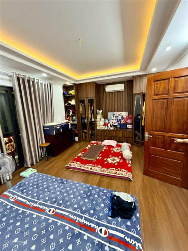 Trung tâm ba đình  phan kế bính 5 tầng hiện đại, mặt tiền rộng đón tài lộc, nhỉnh 10 tỷ