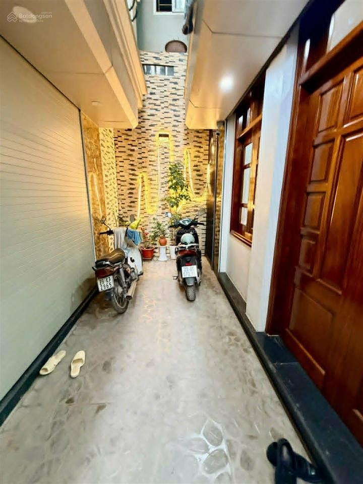 Trung tâm ba đình  phan kế bính 5 tầng hiện đại, mặt tiền rộng đón tài lộc, nhỉnh 10 tỷ