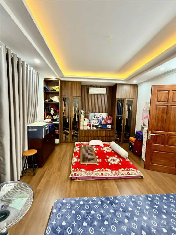 Trung tâm ba đình  phan kế bính 5 tầng hiện đại, mặt tiền rộng đón tài lộc, nhỉnh 10 tỷ