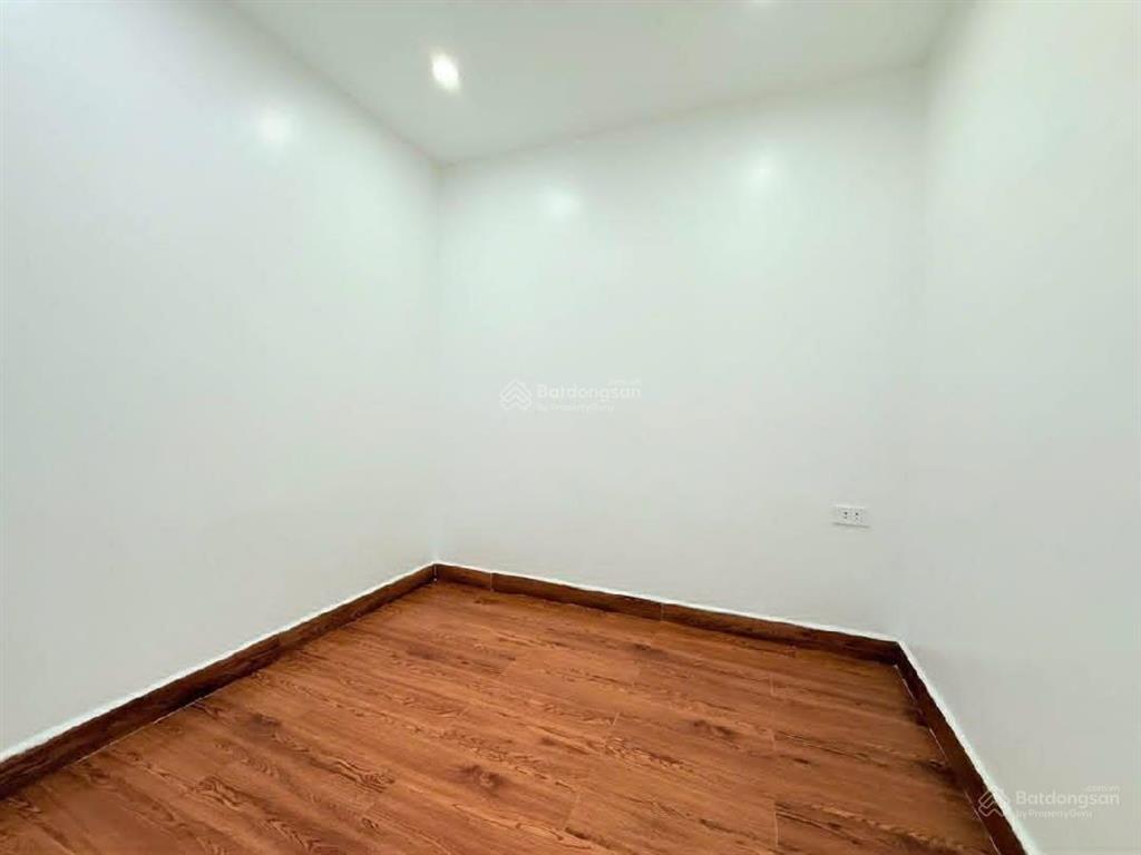 Bán nhà trần khát chân  hai bà trưng 33m2 x 4 tầng, trung tâm quận, giá chỉ 7 tỷ  ở ngay."