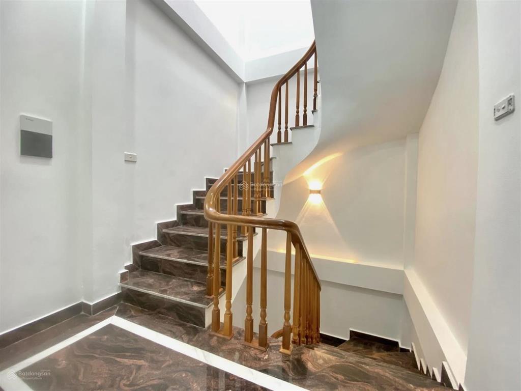 Lô góc  mặt ngõ thông kinh doanh  trung tâm đống đa, full nội thất  tiện ích bạt ngàn