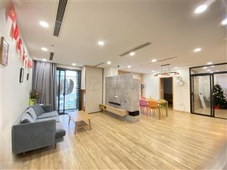 Chính chủ bán căn góc 120m  3pn, view hồ điều hoà, ban công lớn, tầng cao toà a7 chung cư an bình