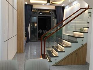 Bán nhà mới 3 tầng  kđt đông tăng long, tp.thủ đức  60m2  giá cực tốt