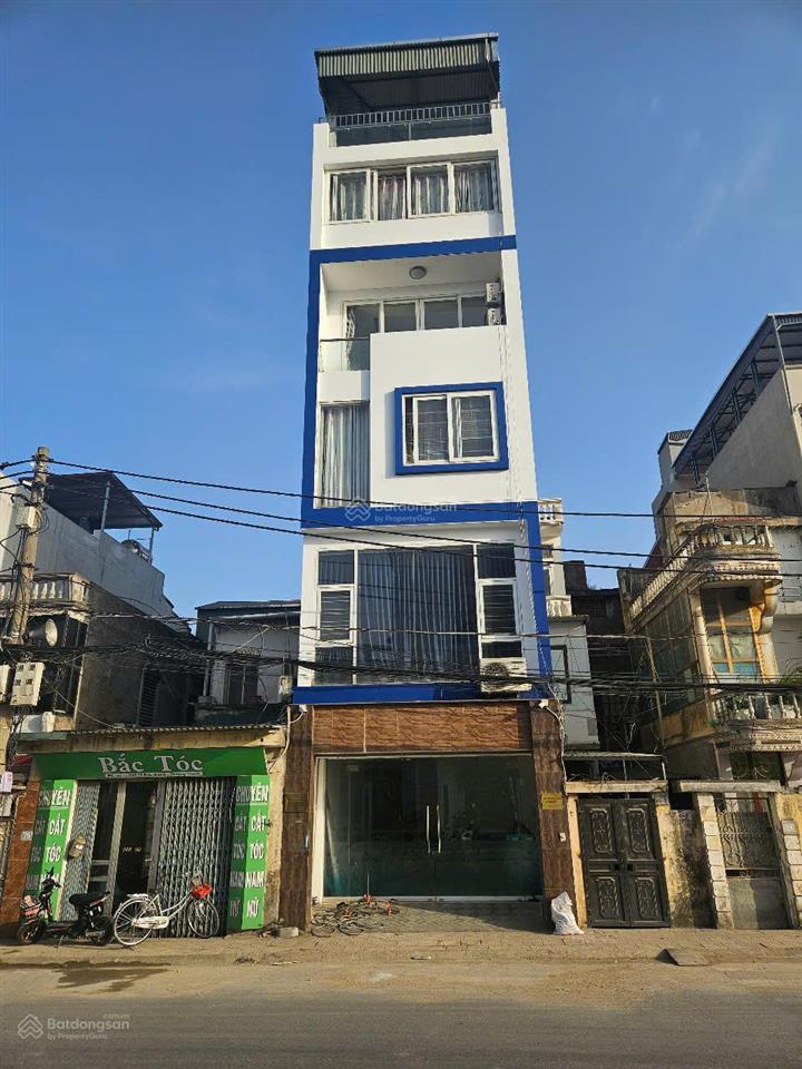 Bán nhà riêng mặt phố đức giang