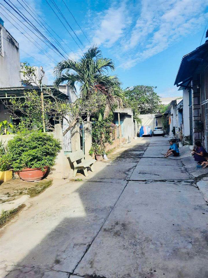 LỘC LÁ ĐẦU NĂM – CẦN BÁN NHÀ CẤP 4 TẠI KHU DÂN CƯ HIỆN HỮU - TỈNH NINH THUẬN