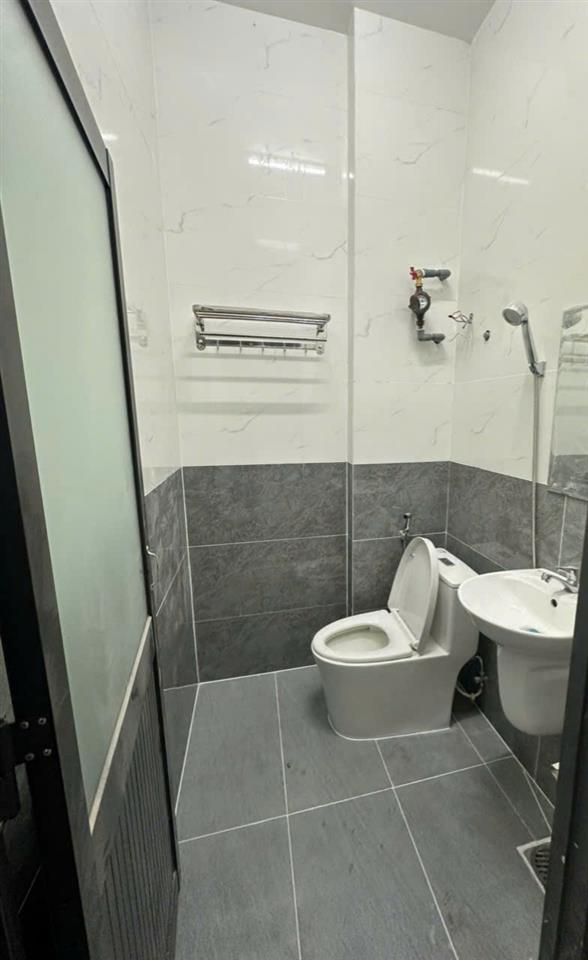 CHÍNH CHỦ CHO THUÊ PHÒNG TRỌ MỚI – RỘNG RÃI, THOÁNG MÁT – GIỜ GIẤC TỰ DO - TẠI ĐỨC HOÀ -