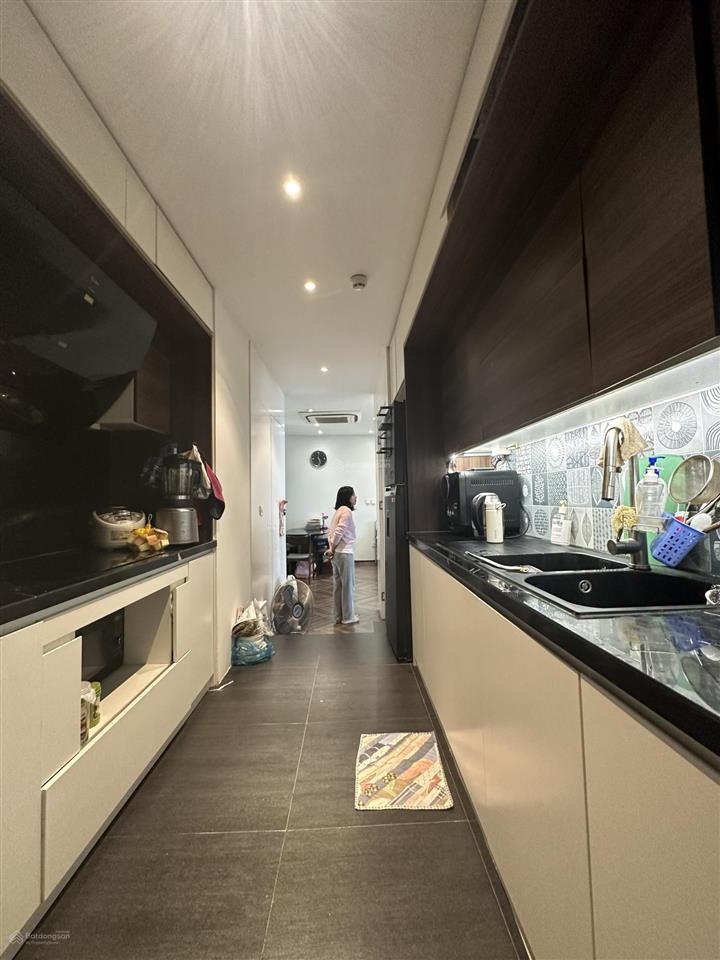 [giá tốt nhất] cho thuê căn 2 ngủ, 2 vs, dt 85m tầng đẹp, nhà thoáng mát, giá 14tr/th tại five star