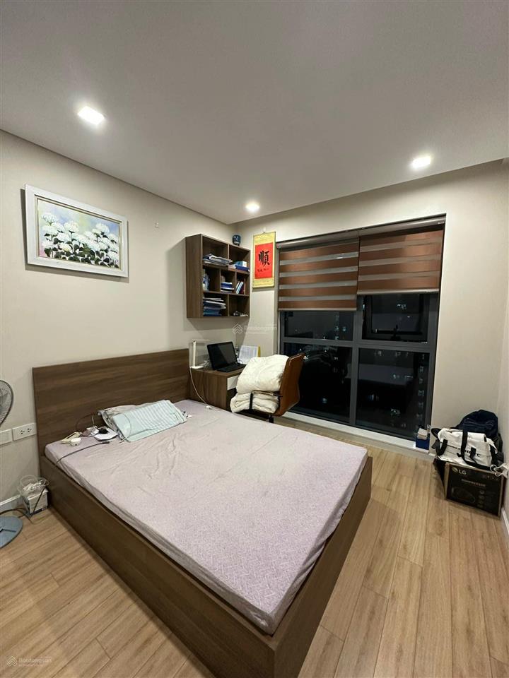 [giá tốt] tôi cho thuê căn 3 ngủ 2 vs, dt 90m2, nhà thoáng mát, đủ đồ giá 14tr/th tại star tower