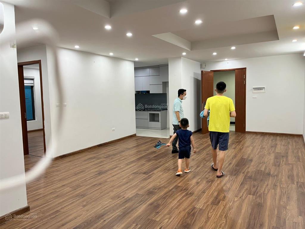 [giá cực tốt]tôi cho thuê că 3 ngủ, 2vs, dt 100m, nhà thoáng mát, ở thích giá 12tr/th tại licogi 13