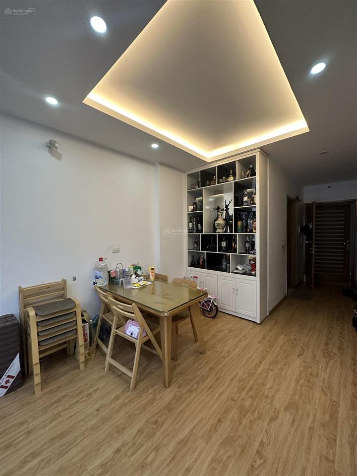 [giá cực tốt]tôi cho thuê că 3 ngủ, 2vs, dt 100m, nhà thoáng mát, ở thích giá 13tr/th tại licogi 13