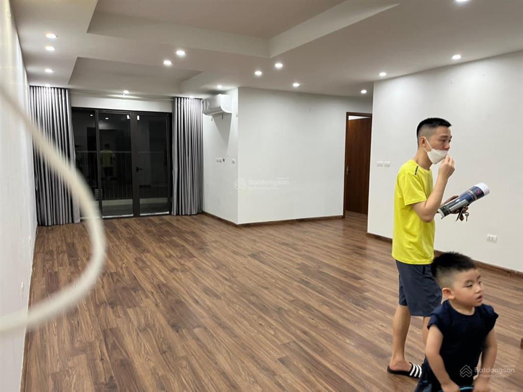 [giá cực tốt]tôi cho thuê că 3 ngủ, 2vs, dt 100m, nhà thoáng mát, ở thích giá 12tr/th tại licogi 13