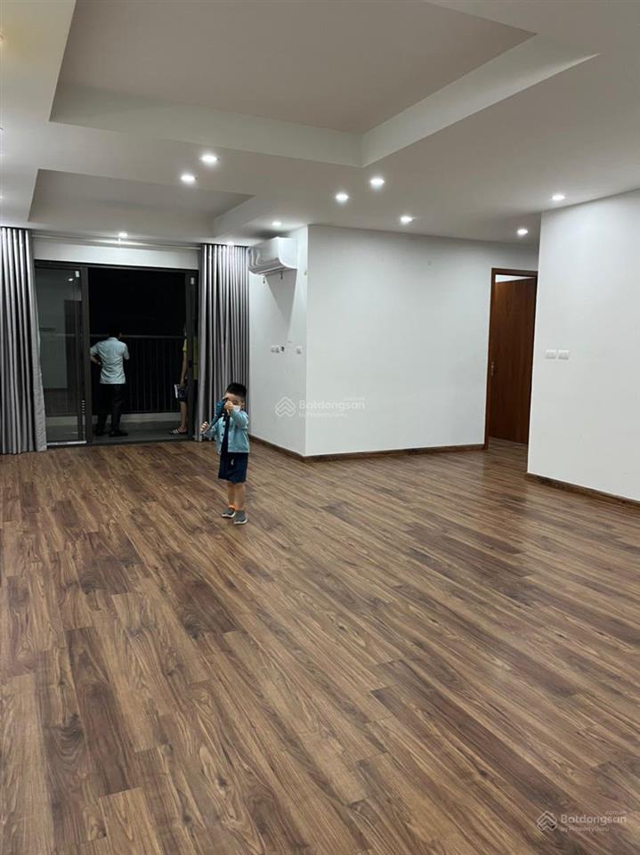 [giá cực tốt]tôi cho thuê că 3 ngủ, 2vs, dt 100m, nhà thoáng mát, ở thích giá 12tr/th tại licogi 13