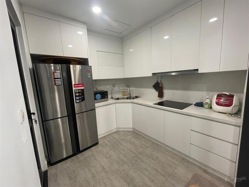 Giá tốt khu cho thuê căn 3 ngủ, 2 vs, nhà thoáng, ở thích giá 14tr/tháng tại five star