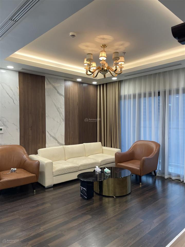 Giá tốt khu cho thuê căn 3 ngủ, 2 vs, nhà thoáng, ở thích giá 14tr/tháng tại five star