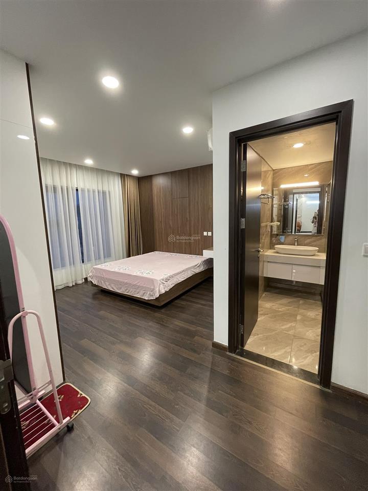 Giá tốt khu cho thuê căn 3 ngủ, 2 vs, nhà thoáng, ở thích giá 14tr/tháng tại five star