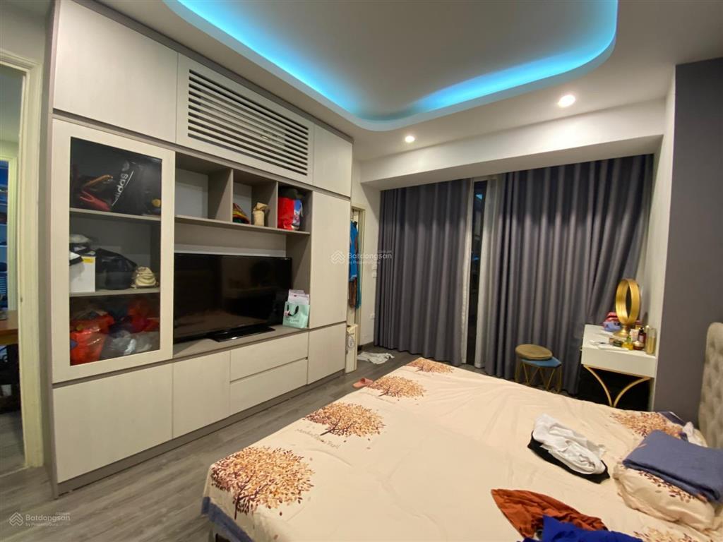 Giá cực tốt tôi cho thuê căn 3 ngủ, 2 vs, dt 100m nhà thoáng mát giá 13tr/th tại 282 ng.huy tưởng