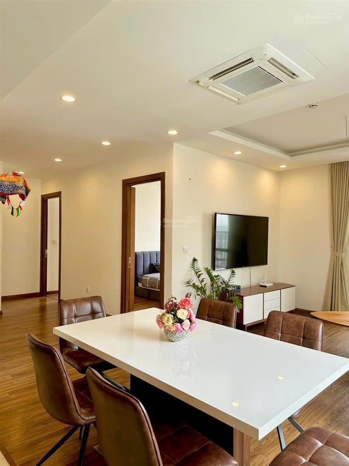 Đừng bỏ lỡ tôi cho thuê căn 2 ngủ 2vs, dt 94m, nhà thoáng mát, view đẹp giá 14tr/th tại eurowindow