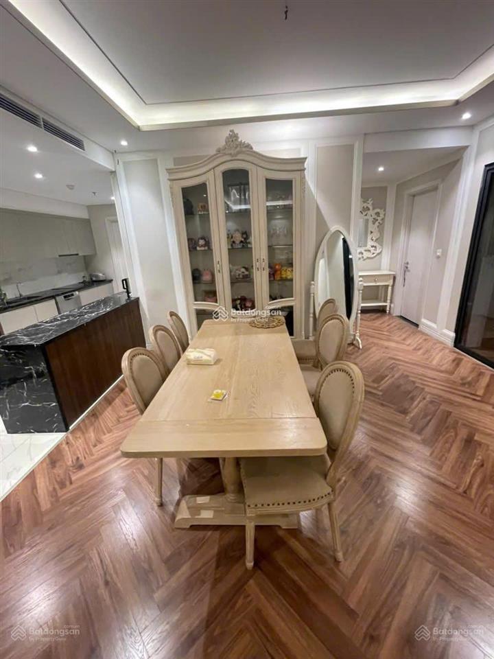 [giá cực tốt] tôi cho thuê căn 3 ngủ 2 vs, dt 120m, nhà thoáng mát, mới giá 21tr/th tại king palace