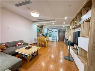 [giá tốt nhất]tôi cho thuê căn 2 ngủ 2 vs, dt 100m cực rộng, nhà thoáng giá 14,5tr/th tại star city