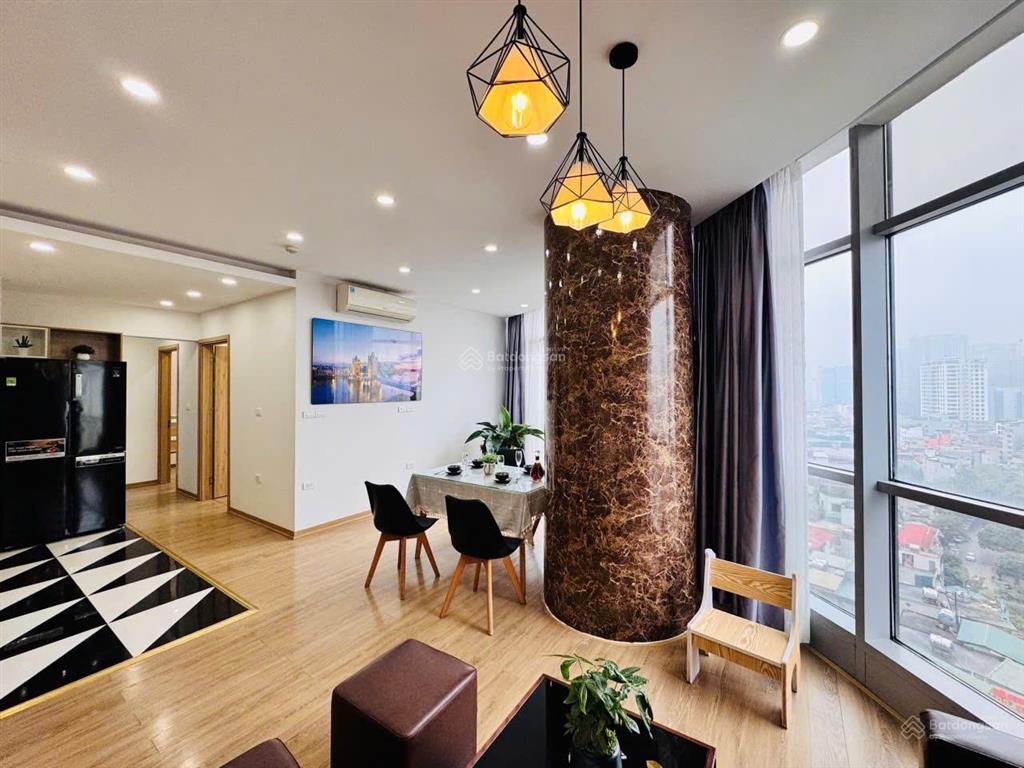 [giá tốt nhất] tôi cho thuê căn hộ 2 ngủ, 2vs, dt 80m, nhà đẹp thoáng mát giá 14tr/th tại việt đức