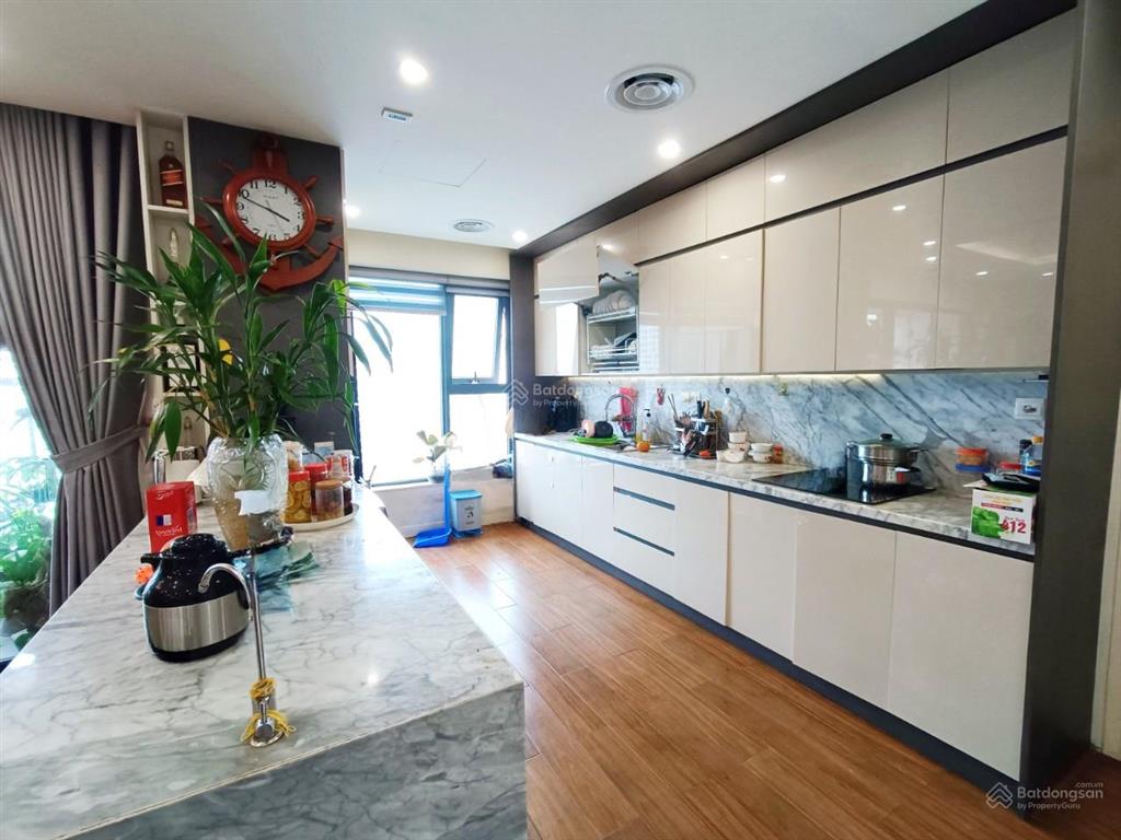 Giá cực tốt tôi cho thuê căn 3 ngủ 2 vs, dt 125m2, nhà thoáng mát giá 16,5tr/th tại ban cơ yếu cp