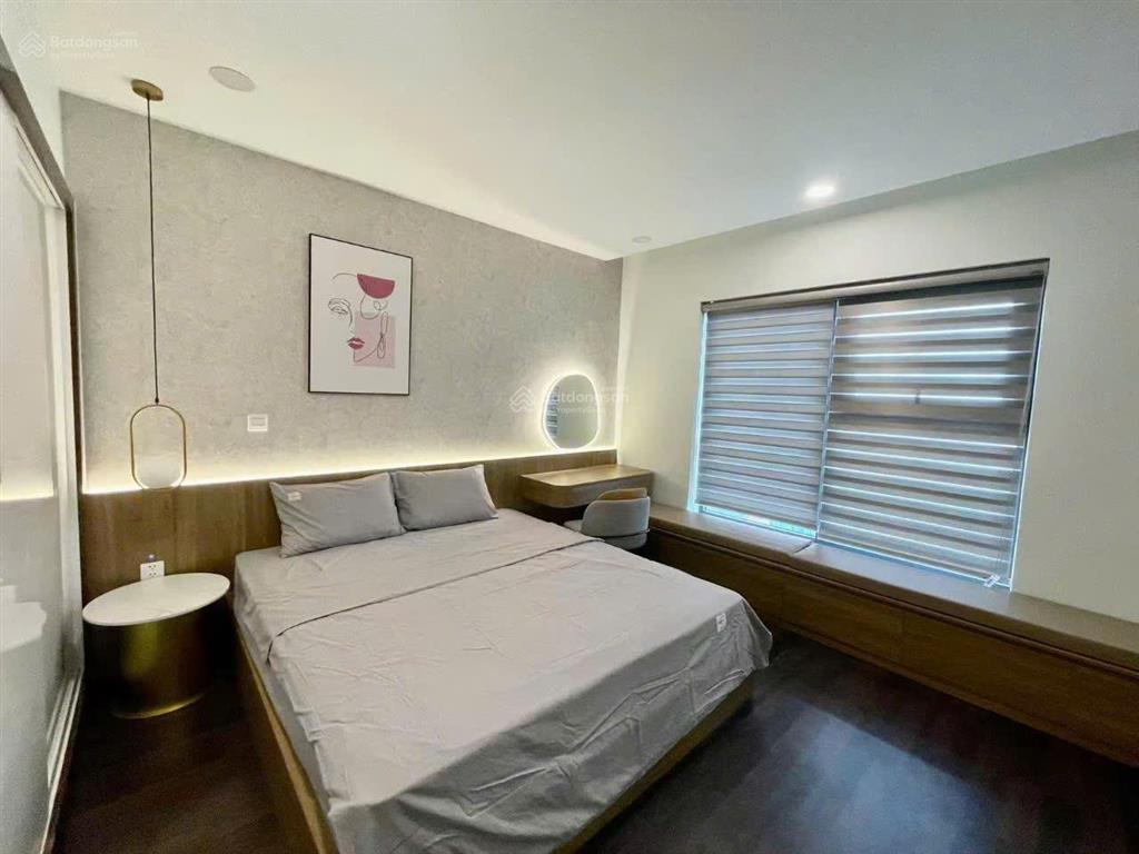 Giá tốt! tôi cho thuê căn 3 ngủ 2 vs dt 117m, nhà thoáng mát, giá 17tr/th tại seasons avenue