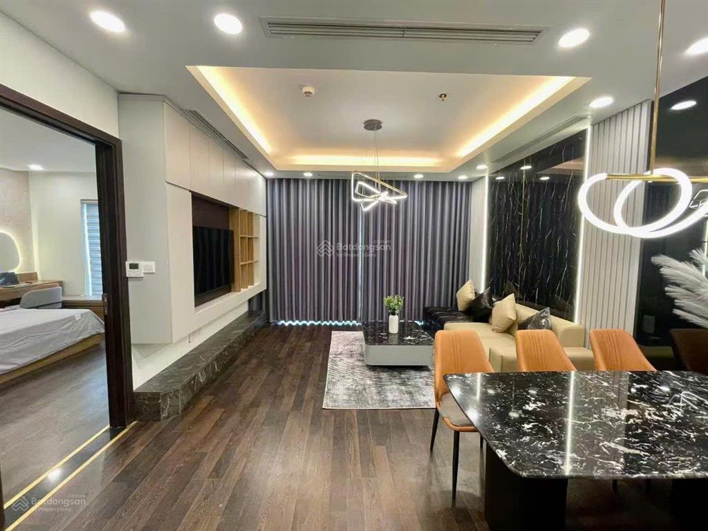 Giá tốt tôi cho thuê căn góc 3 ngủ 2 vs dt 110m, nhà thoáng mát, giá 18tr/th tại seasons avenue