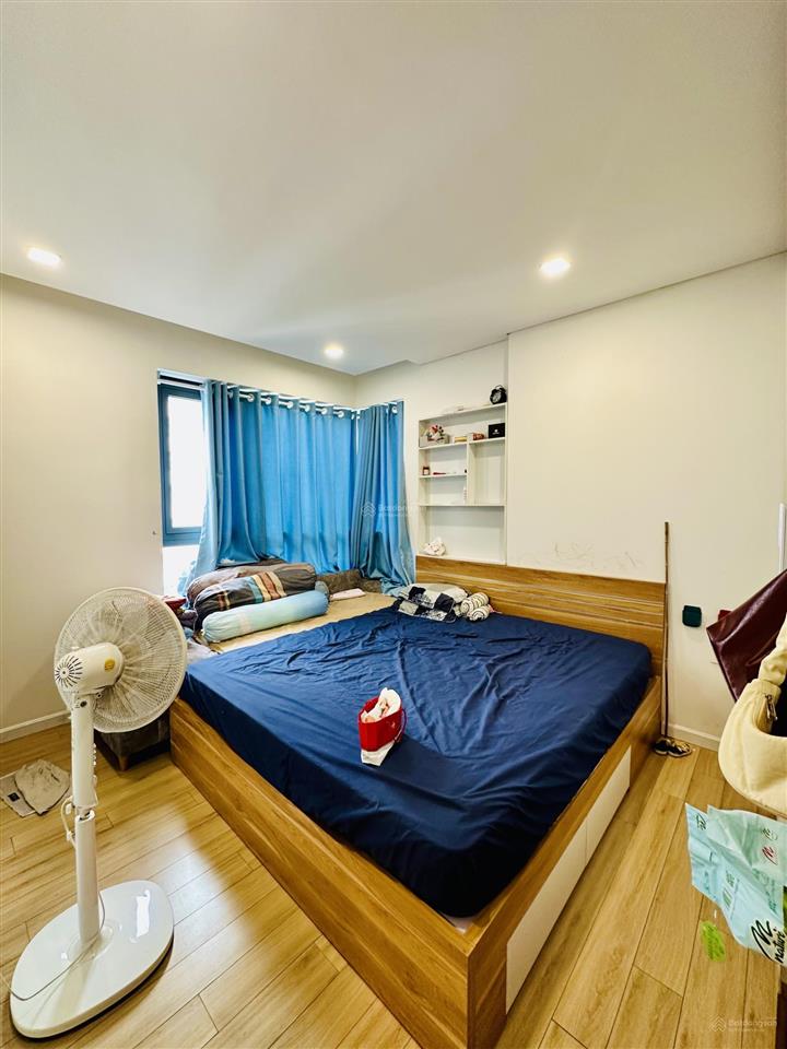 Giá tốt mình cho thuê căn 2 ngủ, 2 vs, dt 77m2, nhà thoáng mát, 14,5tr/th tại rivera park hà nội