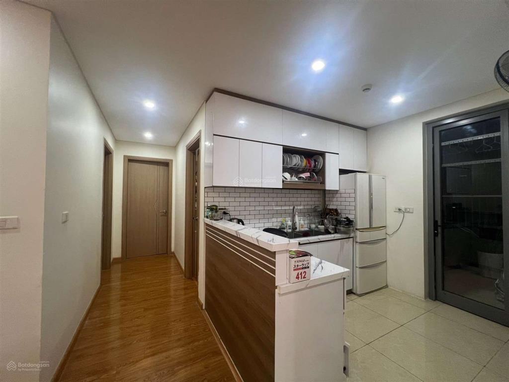 [giá cực tốt] tôi cho thuê căn góc 3 ngủ, dt 122m, nhà thoáng mát, đẹp giá 18tr/th tại thống nhất
