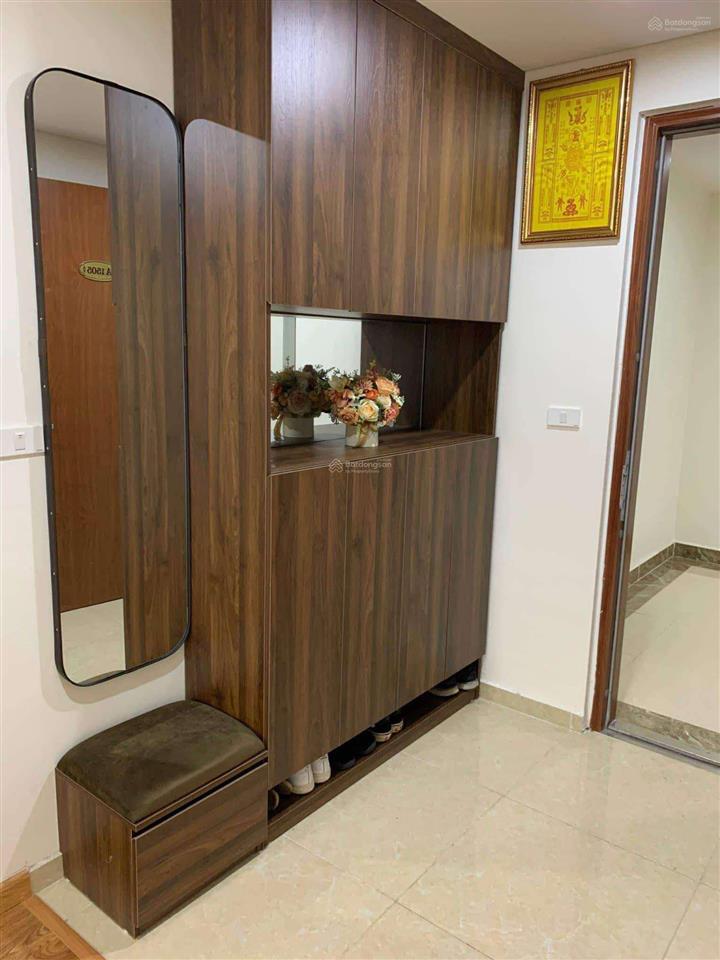 Giá cực tốt mình cho thuê căn 3 ngủ, dt 95m2, nhà thoáng mát, tầng đẹp giá 16,5tr/th tại thống nhất