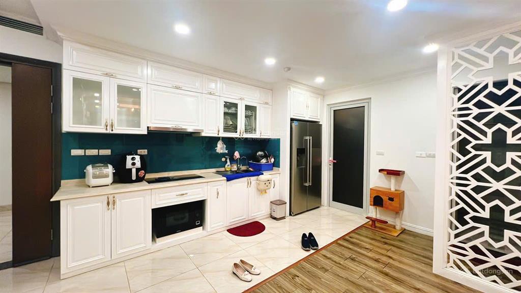 Giá tốt tôi cho thuê căn studio, dt 50m, nhà thoáng mát, ở thích giá 11tr/th tại star city