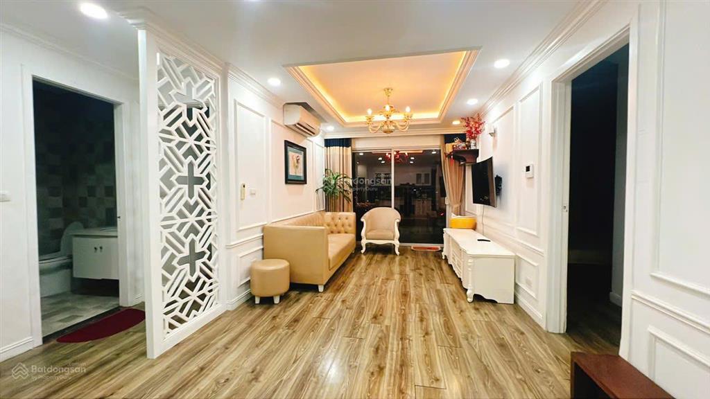 Giá tốt tôi cho thuê căn studio, dt 50m, nhà thoáng mát, ở thích giá 11tr/th tại star city