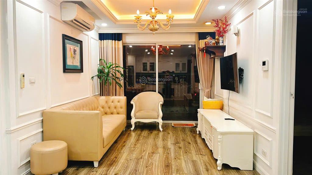 Giá tốt tôi cho thuê căn studio, dt 50m, nhà thoáng mát, ở thích giá 11tr/th tại star city