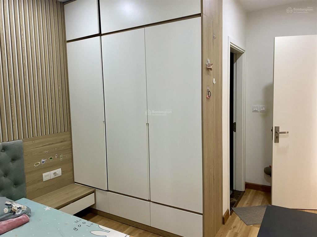 Giá cực tốt] tôi cho thuê căn 2 ngủ, 2 vs, dt 71m2, nhà thoáng giá 12tr/th tại 282 nguyễn huy tưởng