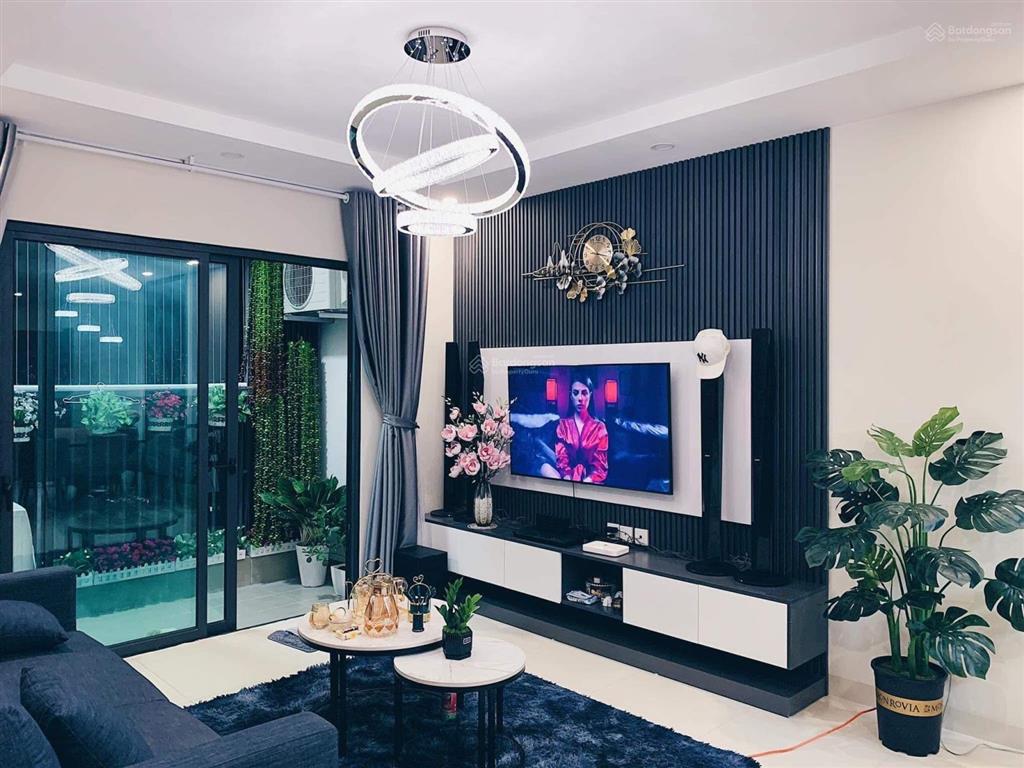 Giá tốt! tôi cho thuê căn 2 ngủ 2 vs, tầng đẹp, view thoáng mát, đủ đồ giá 11tr/th tại pcc1